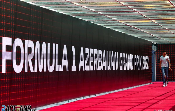 "Formula 1" pilotları Bakıda - FOTO