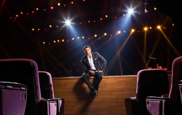 Emin Ağalarov: "Belə getsə, kinozallarda tennis oynayacağıq" - FOTO