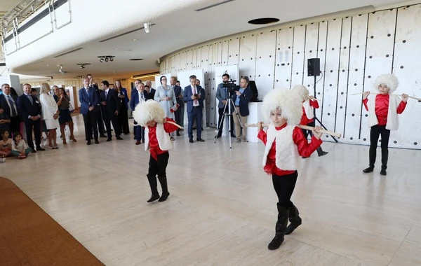 Лейла Алиева на открытии выставки "Мои моря, мои океаны" в Женеве - ФОТО