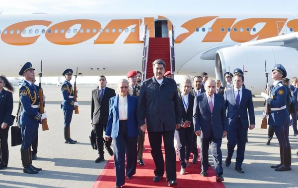 Nikolas Maduro Bakıdadır - FOTO