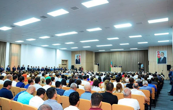 Eldar Əzizov sakinlərin müraciəti ilə bağlı tapşırıqlar verdi - FOTO
