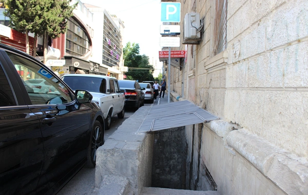 BDU-nun qarşısındakı "qıl körpüsü" problemini "həll" etdilər - FOTO