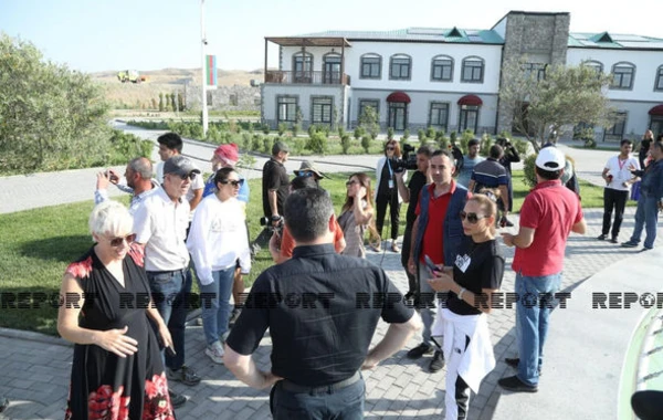Əcnəbi səyahətçilər Zəngilana səfər ediblər - FOTO