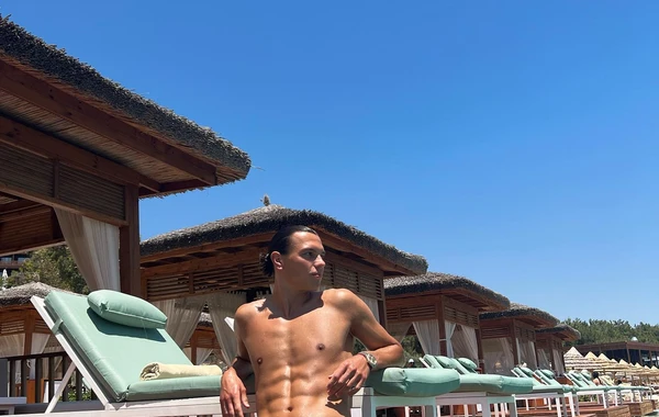 Renat Dadaşov sevgilisi ilə Bodrumda - FOTO