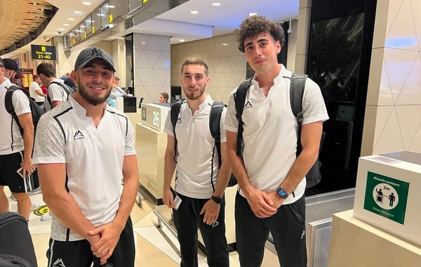 "Qarabağ" klubu Avstriyaya yollanıb - FOTO
