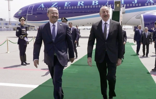 Azərbaycan Prezidenti İlham Əliyev Özbəkistana dövlət səfərinə gedib - FOTO