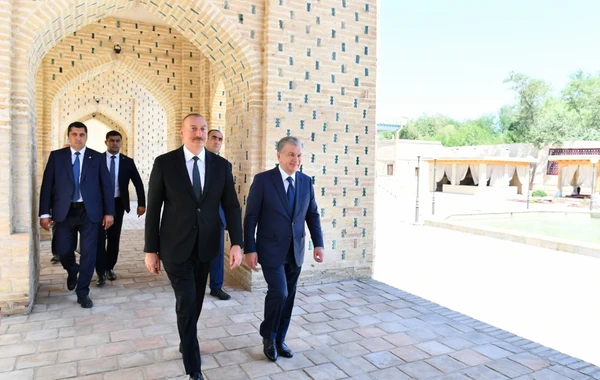 Президенты Азербайджана и Узбекистана посетили дворцовый комплекс "Нуруллабой" - ФОТО