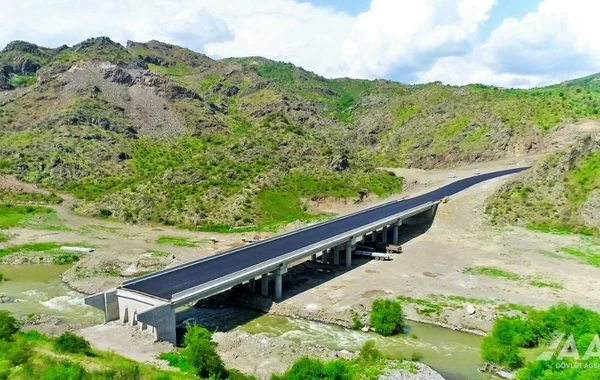Laçın şəhərindən yan keçən yeni avtomobil yolunun asfaltlanmasına başlanılıb - FOTO