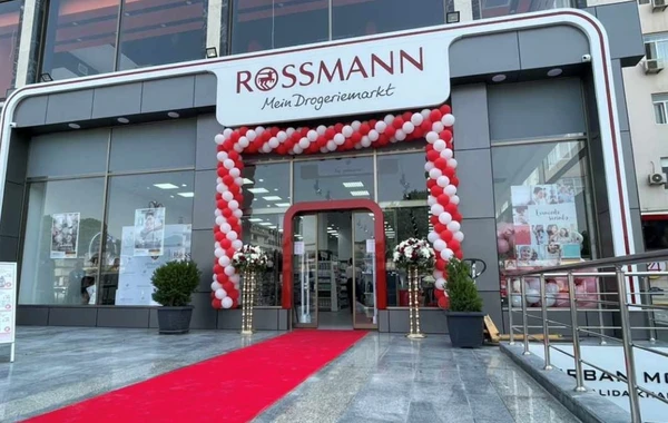“Veysəloğlu” alman markası “Rossmann”ı ölkəmizə gətirdi! - FOTO