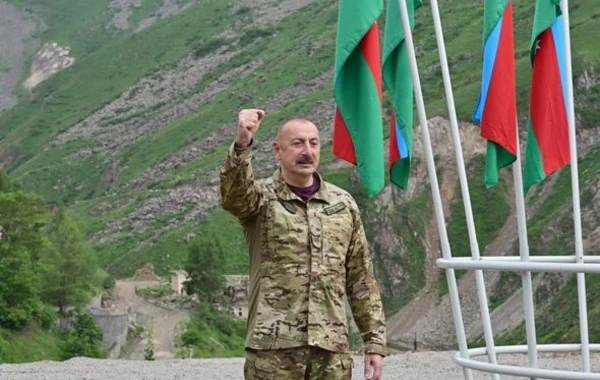 Dövlət başçısı Kəlbəcərdə İstisu sanatoriyasının təməlini qoyub - FOTO