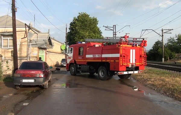 Tovuzda evə ildırım düşdü - FOTO