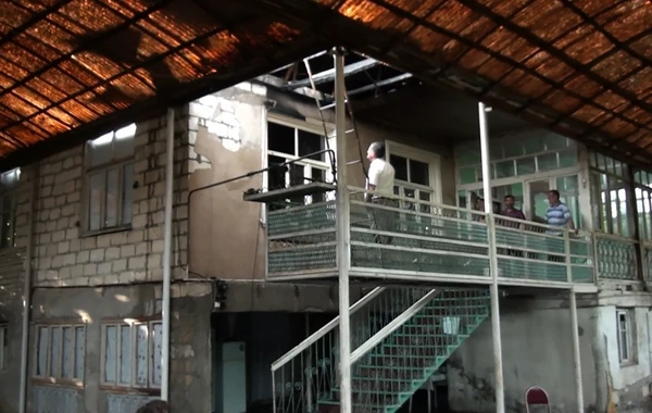 Tovuzda evə ildırım düşdü - FOTO