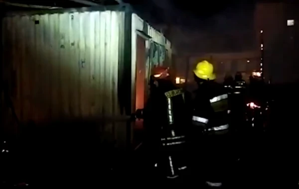 "Qış parkı"nın yaxınlığında baş vermiş yanğının görüntüləri yayılıb - VİDEO