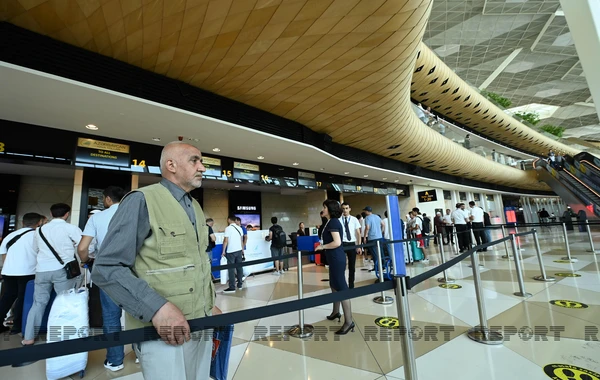 Azərbaycanlı zəvvarların ilk qrupu Həcc ziyarətinə yola düşüb - FOTO