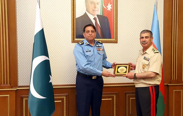 Zakir Həsənov Pakistanın Hərbi Hava Qüvvələrinin komandanı ilə görüşüb - FOTO