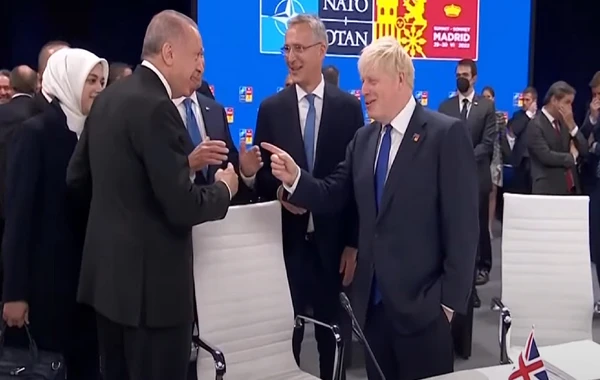 Ərdoğanla Consonun türk dilində maraqlı dialoqu: “Çox gözəlsən” - VİDEO