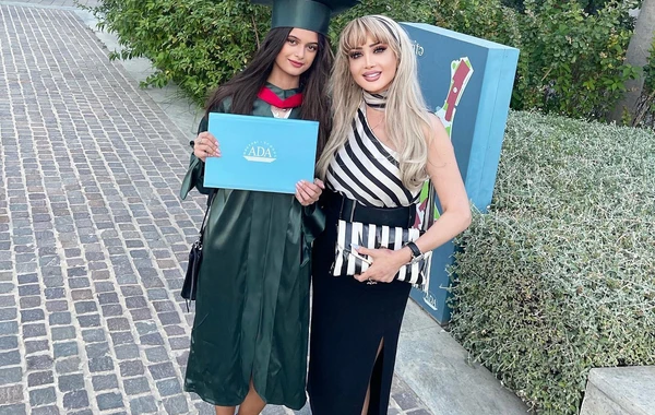 Məleykə Əsədovanın QIZININ MƏZUN GÜNÜNDƏN GÖRÜNTÜLƏR - FOTO