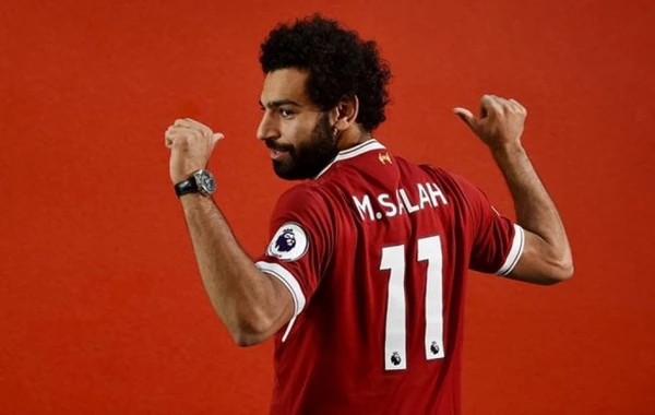 Məhəmməd Salah "Liverpul"la yeni müqavilə imzaladı