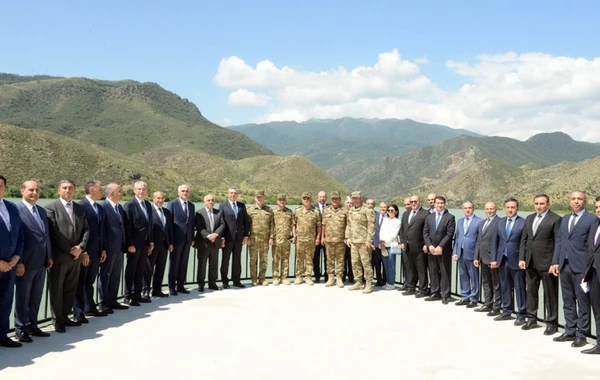Baş nazir və Prezident Administrasiyasının rəhbəri azad olunmuş ərazilərdə - FOTO