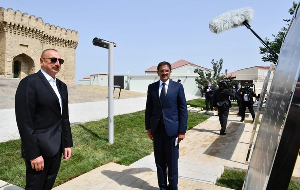 Prezident İlham Əliyev Ramana qəsəbəsində görülən abadlıq işləri ilə tanış olub - FOTO