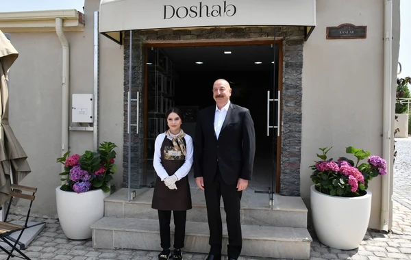 Prezident İlham Əliyev Ramana qəsəbəsində görülən abadlıq işləri ilə tanış olub - FOTO