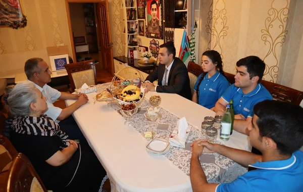 Mehriban Əliyevanın təşəbbüsü ilə şəhid ailələrinə bayram sovqatları çatdırılıb - FOTO