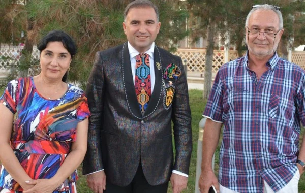 Nazir Bakıda internat məktəbindəki toyda rəqs etdi - FOTO/VİDEO
