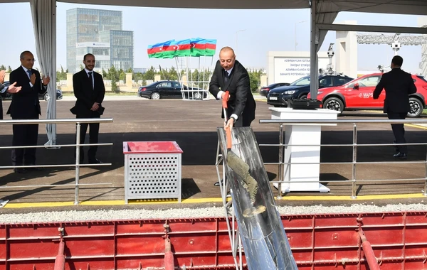 Президент принял участие в церемониях открытия и закладки фундамента в Сумгайытском химпромпарке - ФОТО