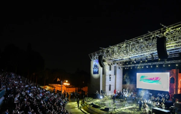 Eyyub Yaqubovun möhtəşəm konsertindən GÖRÜNTÜLƏR - FOTO/VİDEO