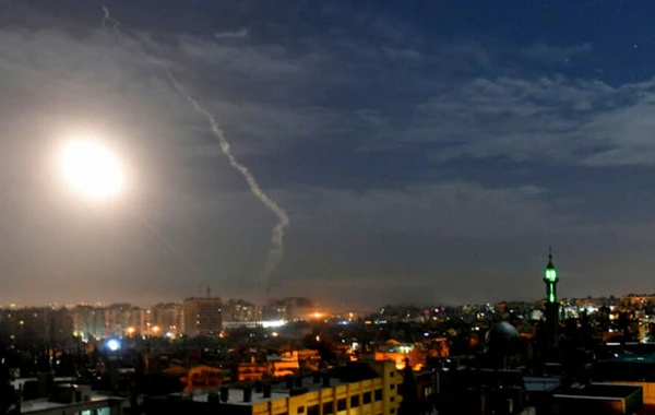 İsrail ordusu Dəməşq yaxınlığında İranın dron zavoduna aviazərbə endirdi - FOTO