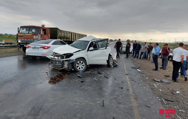 Sabirabadda yol-nəqliyyat hadisəsi zamanı bir nəfər ölüb - FOTO