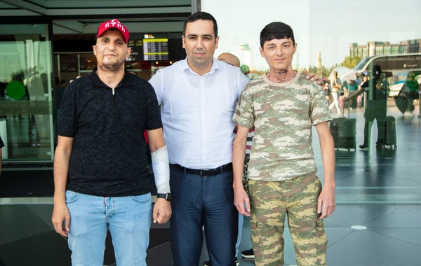 Türkiyədə müalicə alan 10 qazi Azərbaycana qayıtdı: Daha iki nəfər müalicəyə göndərildi - FOTO