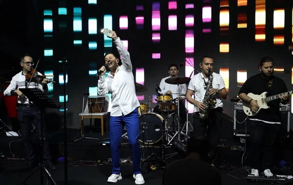 Xəyyam Nisanovun konsertindən GÖRÜNTÜLƏR - FOTO/VİDEO