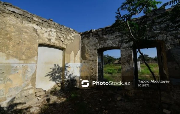 Pirşağıda bəy nəslinə aid olmuş, pioner düşərgəsi kimi fəaliyyət göstərmiş bağ – FOTOREPORTAJ