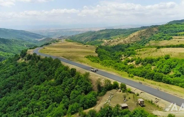 Laçın şəhərindən yan keçən yeni avtomobil yolunun tikintisi yekunlaşır - FOTO