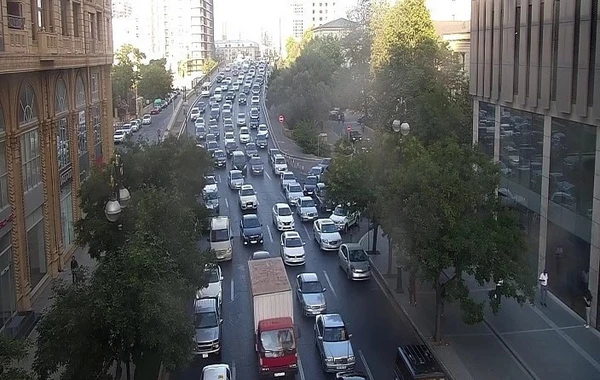 Bakıda sıxlıq olan yollar - SİYAHI - FOTO