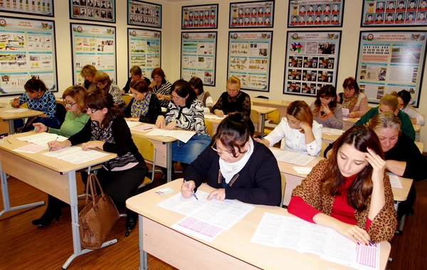 Uşaq musiqi məktəblərinə müəllimlərin işə qəbulu üzrə test imtahanı keçirildi
