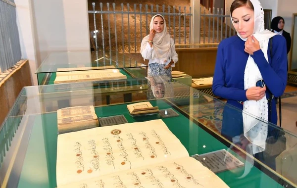 Mehriban Əliyeva və Leyla Əliyeva Konyada Mövlanə muzeyini ziyarət edib - FOTO