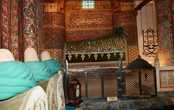 Mehriban Əliyeva və Leyla Əliyeva Konyada Mövlanə muzeyini ziyarət edib - FOTO