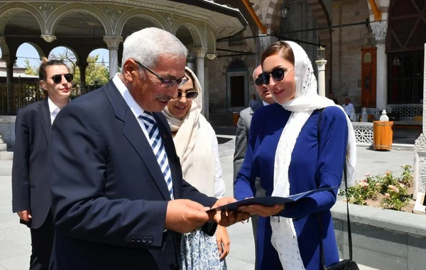 Mehriban Əliyeva və Leyla Əliyeva Konyada Mövlanə muzeyini ziyarət edib - FOTO