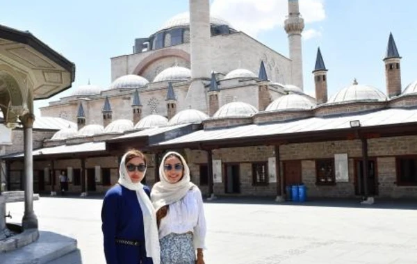 Mehriban Əliyeva və Leyla Əliyeva Konyada Mövlanə muzeyini ziyarət edib - FOTO