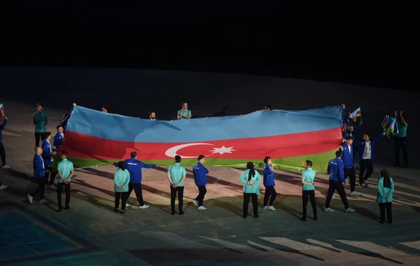 Ильхам Алиев и Мехрибан Алиева приняли участие в церемонии открытия V Исламиады - ОБНОВЛЕНО + ВИДЕО