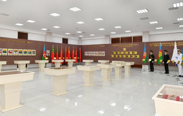 İlham Əliyev Ağsuda Gənc Sənətkarlar Mərkəzinin və Dövlət Rəmzləri Muzeyinin açılışında iştirak edib  - FOTO
