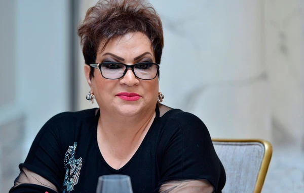 Afaq Bəşirqızı: "Elə Xalq artistləri var ki, onların səhnədə olduqlarına görə utanıram"
