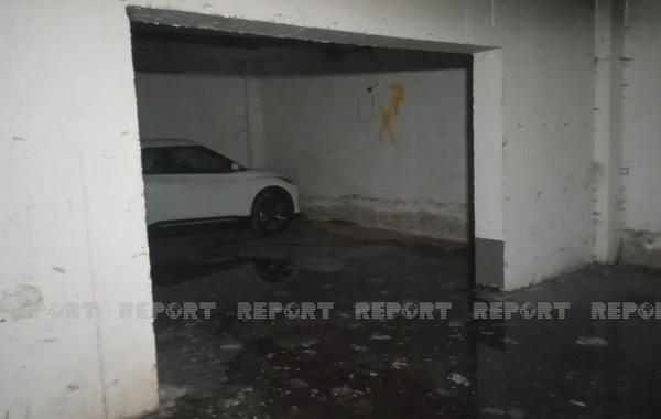 Xırdalanda çoxmərtəbəli binada yanğın baş verib – FOTO