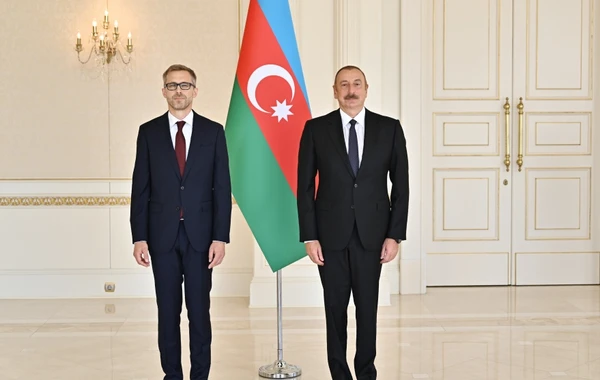 Президент Ильхам Алиев принял верительные грамоты новоназначенного посла Швеции - ФОТО