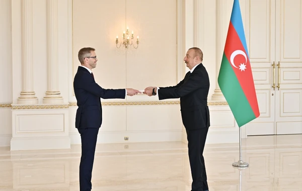 Президент Ильхам Алиев принял верительные грамоты новоназначенного посла Швеции - ФОТО
