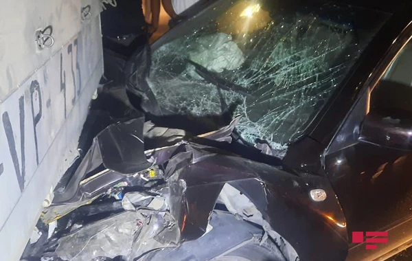 Bakıda yük avtomobilinin nasaz olması qəzaya səbəb olub - FOTO