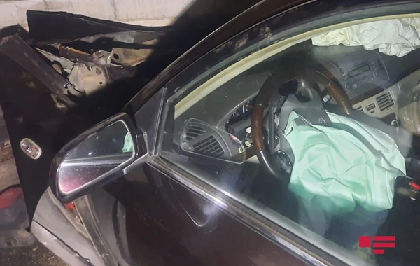 Bakıda yük avtomobilinin nasaz olması qəzaya səbəb olub - FOTO