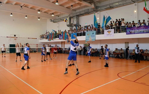 Azərbaycan hərbi dənizçiləri voleybol yarışının qalibi olublar - FOTO